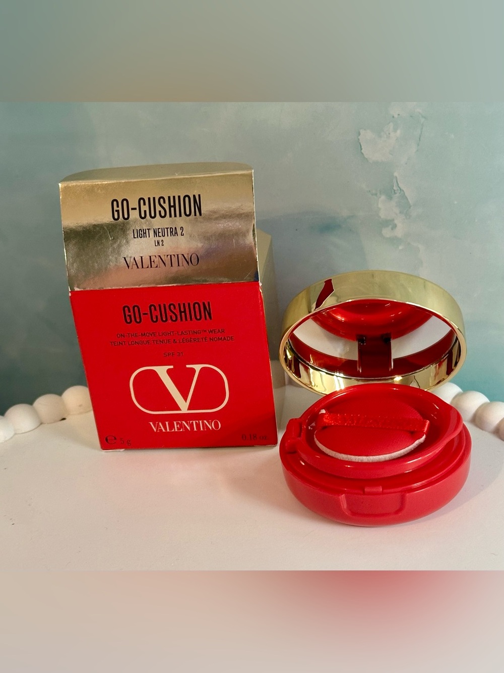 Valentino Go-Cushion Compact Light Neutral 2, Discontinued, New in box
